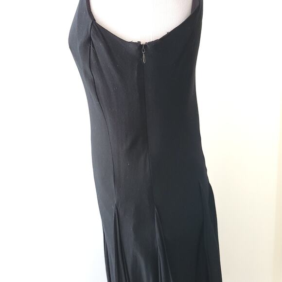 Peruvian Connection Cannes Dress Black V Neck Midi Handkerchief Hem 8 - Picture 9 of 13